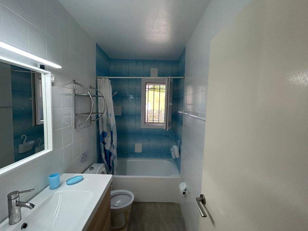 Fotografia z galérie ubytovania Villa en Ametlla de Mar para 8 personas con piscina privada y cerca de la playa - HISP-217-11 v destinácii L'Ametlla de Mar