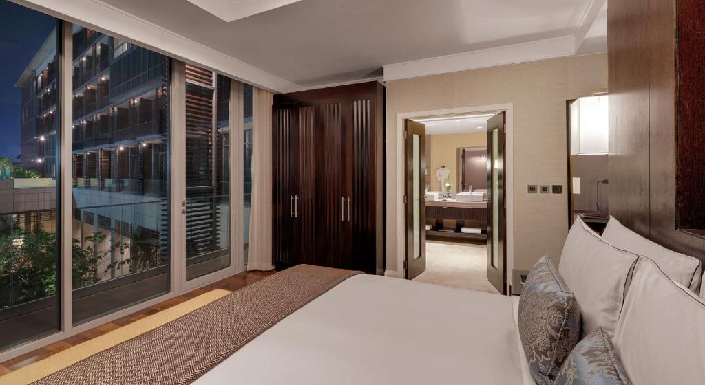 Kempinski Hotel Gold Coast City - Suite Junior Avec Vue De La Piscine