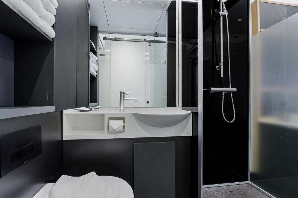 The Z Hotel Piccadilly - Resim 26