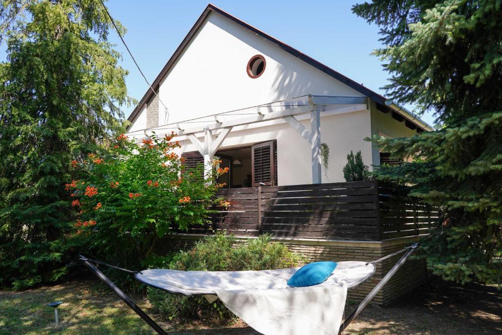 Κήπος έξω από το Wéber Villa