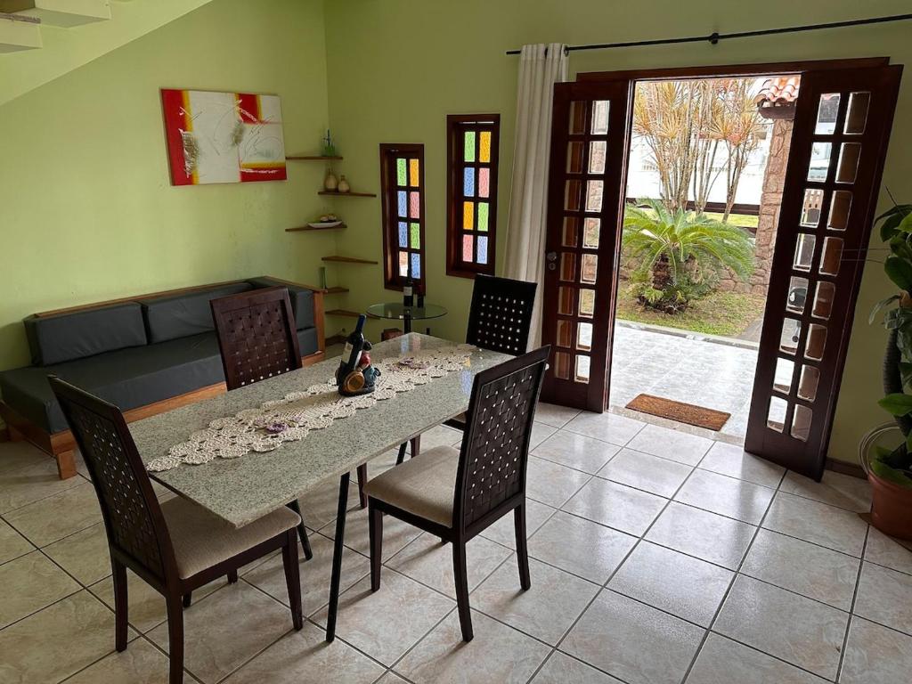 Posezení v ubytování Aconchego by the lagoon