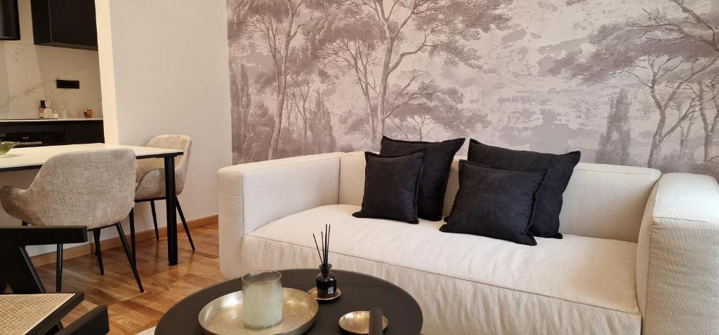Luxury Mystique Apartment