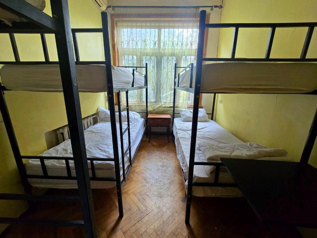 Postel nebo postele na pokoji v ubytování Colors Hostel