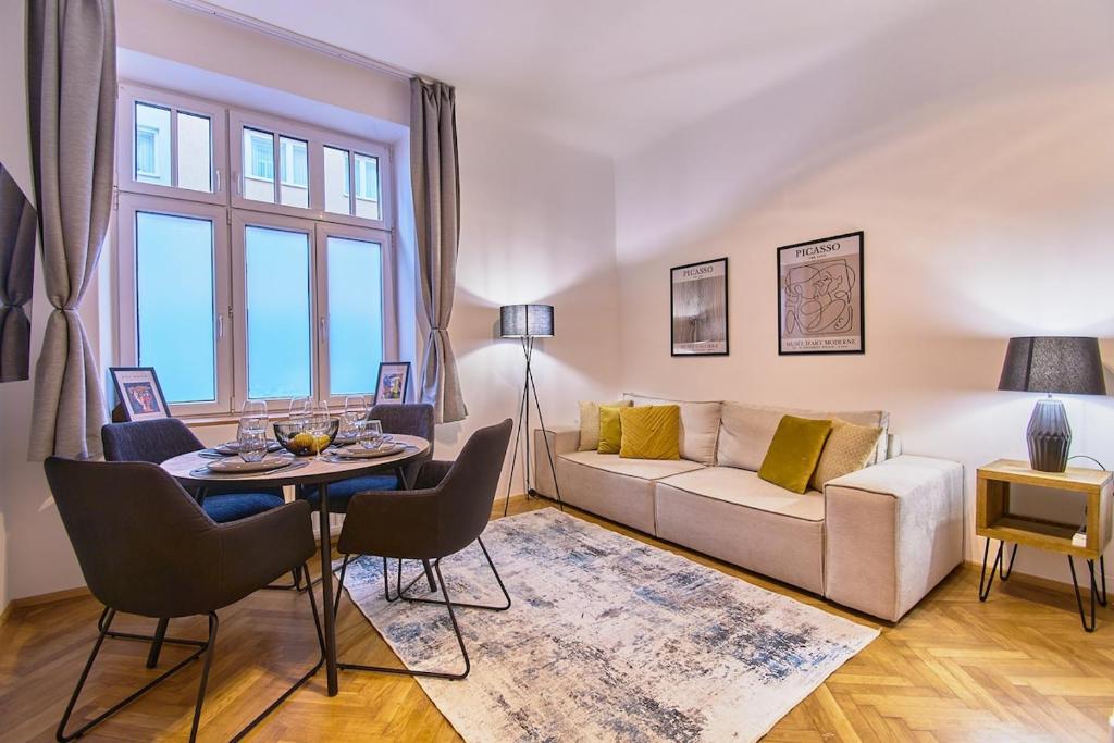 Cosy & stylish 2-Bedroom Apartment - Self Check-in - Schönbrunn Christmas Market
