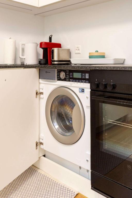 KAYA Zurich Apartment SAPPHIRE - Downtown 2BR Deluxe Apt - Resim 26