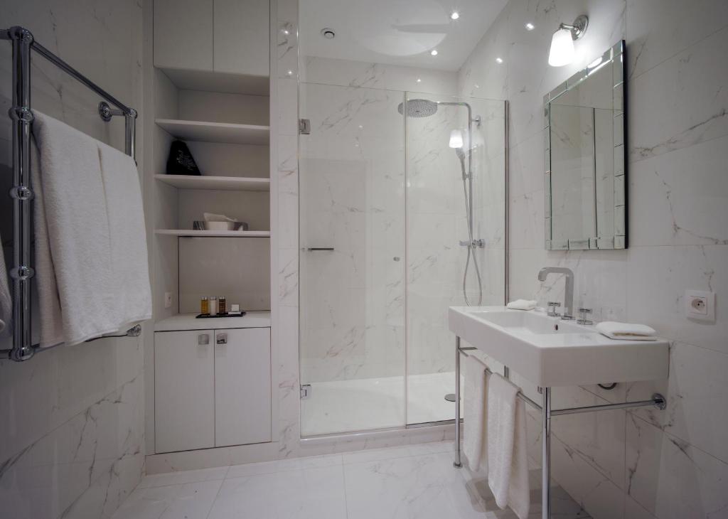 Relais12bis Bed & Breakfast By Eiffel Tower - 15