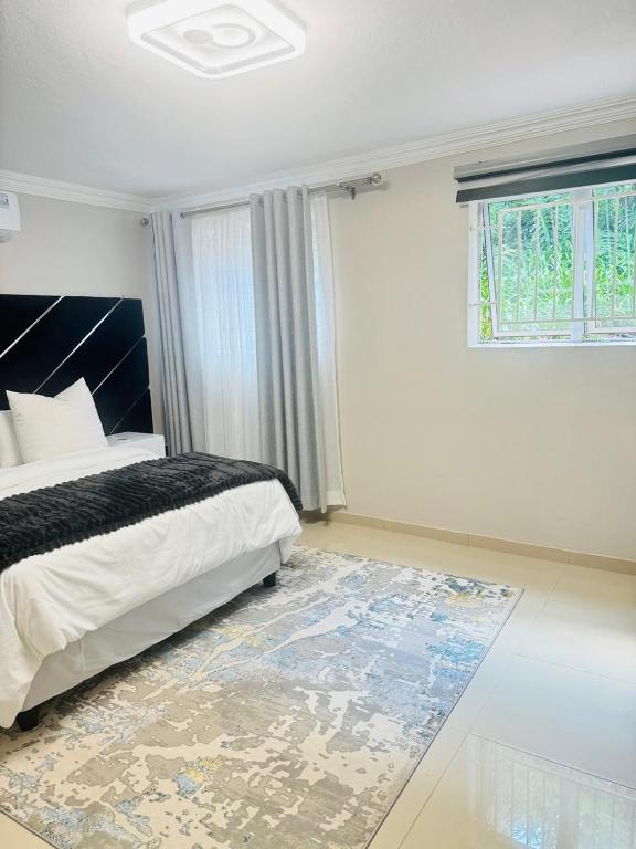 The Holiday House Harties - Deluxe Queen Room
