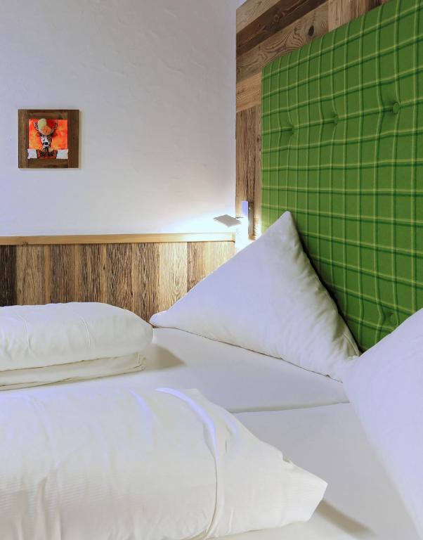 Postel nebo postele na pokoji v ubytování Hotel Schwarzenberg