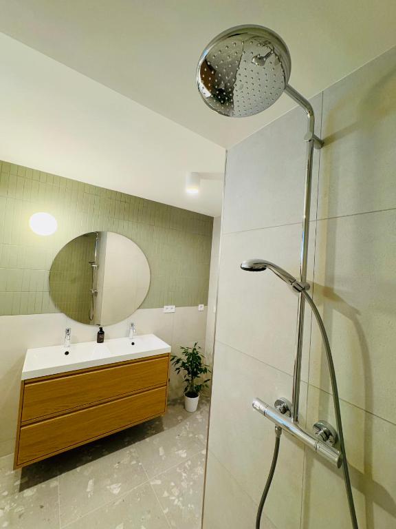 Koupelna v ubytování Apartmány Motýlí louka