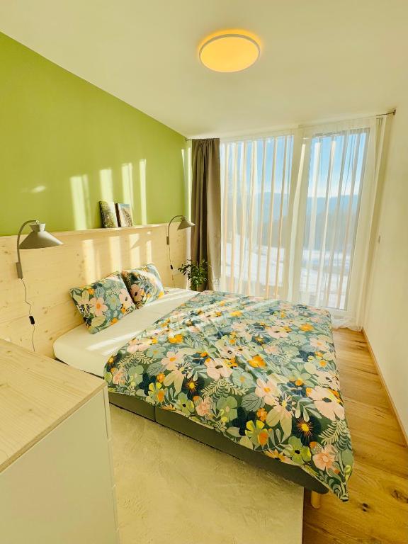 Postel nebo postele na pokoji v ubytování Apartmány Motýlí louka
