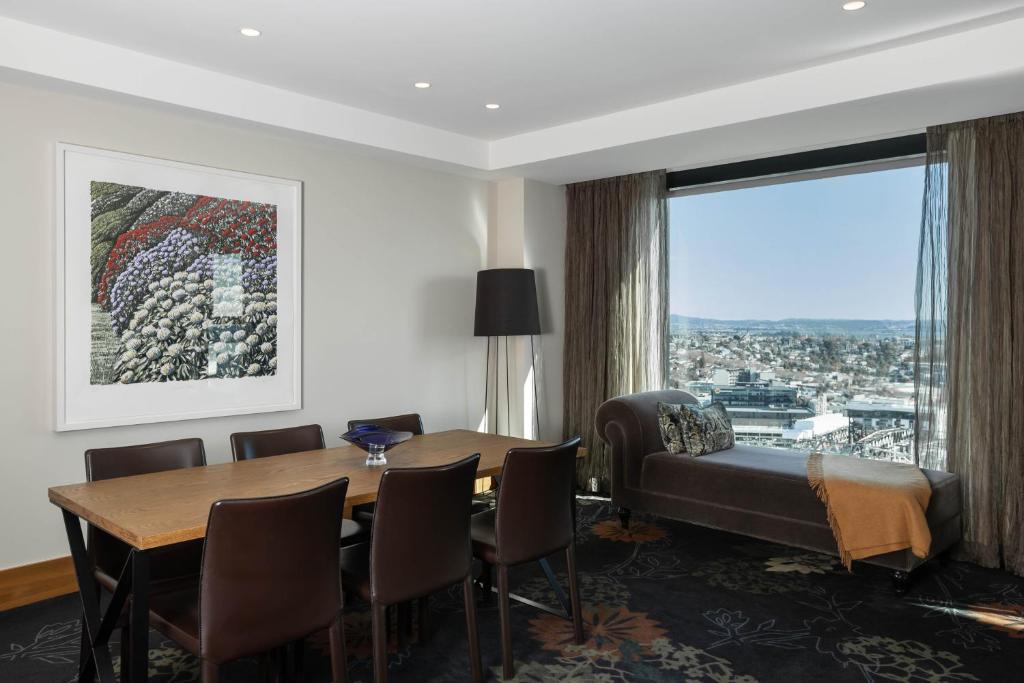 The Grand by SkyCity - Resim 44