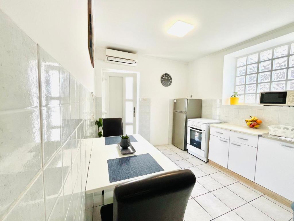 Apartments Monica - 17