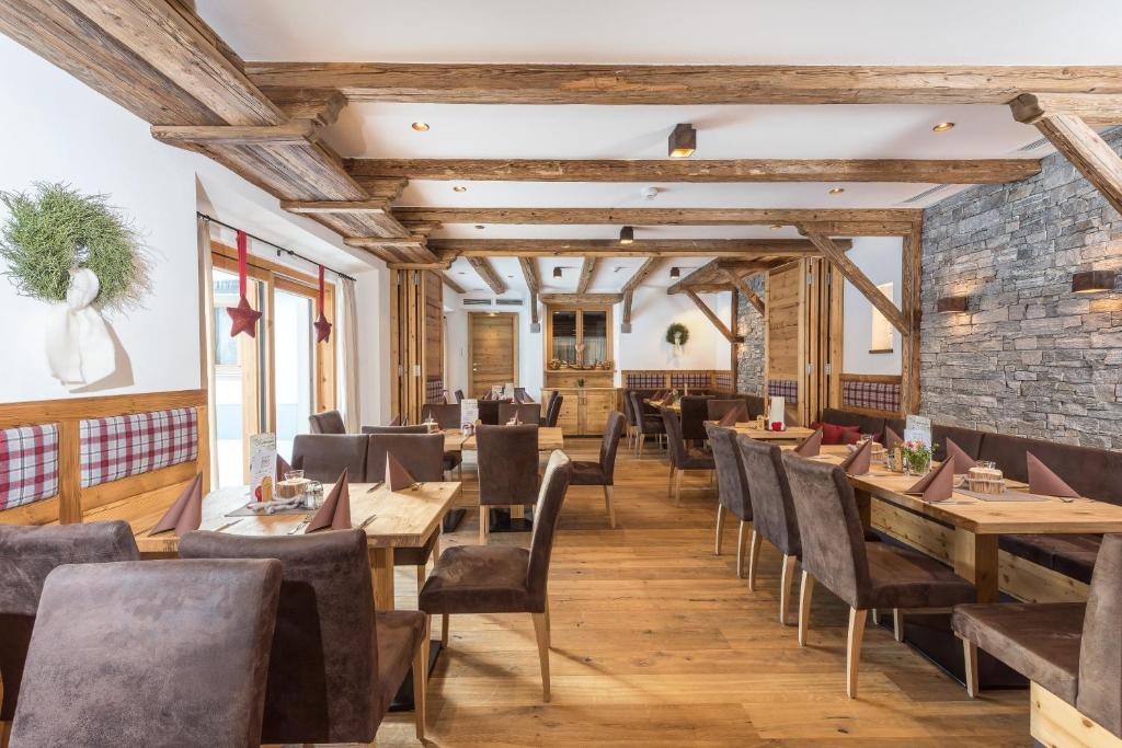 Posezení v ubytování Pension Restaurant Dorfalm
