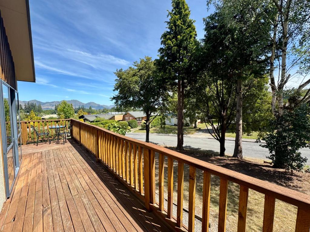 5 Alpine Avenue - Resim 10