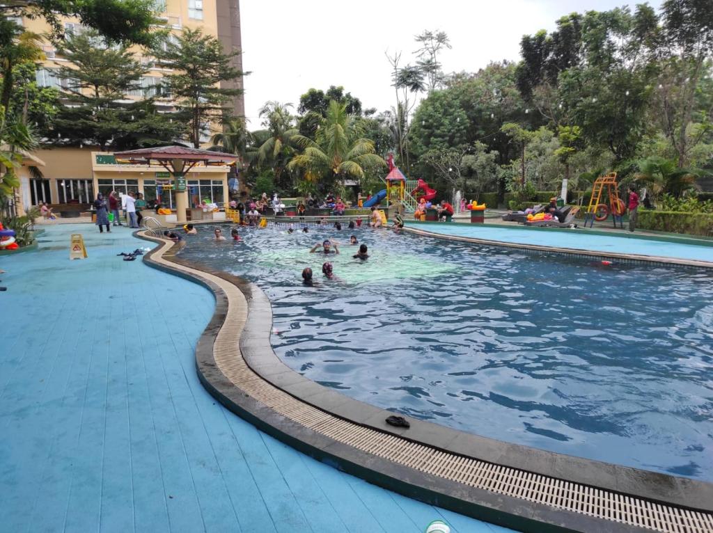 Bassein majutusasutuses Lorin Sentul Hotel või selle lähedal