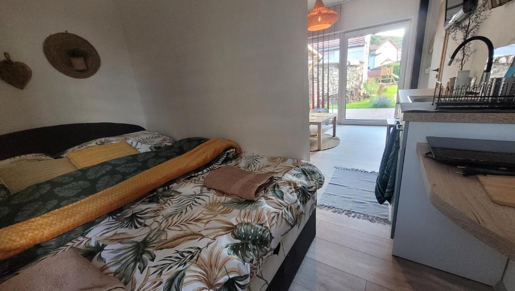 Kuchyň nebo kuchyňský kout v ubytování Apartmány Anička vo Važci