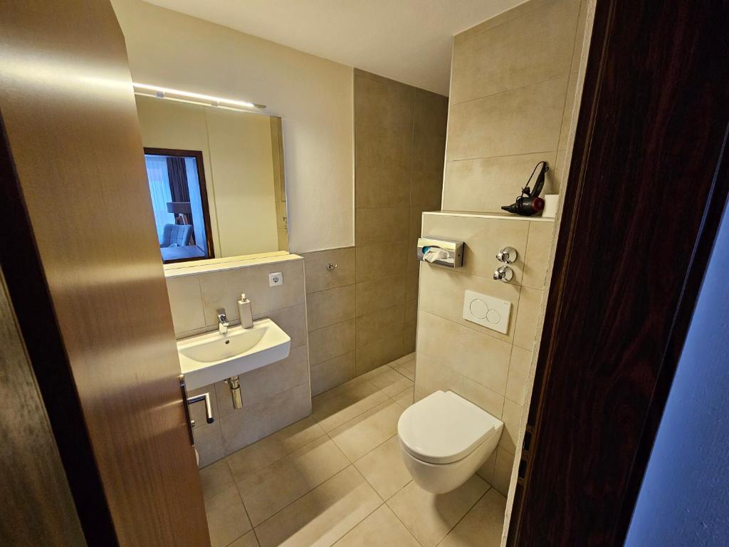 Koupelna v ubytování Hotel Donnersberg