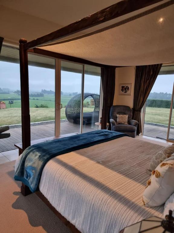 Mountainview Villa Suite in an 6-bedroom Villa - Resim 2