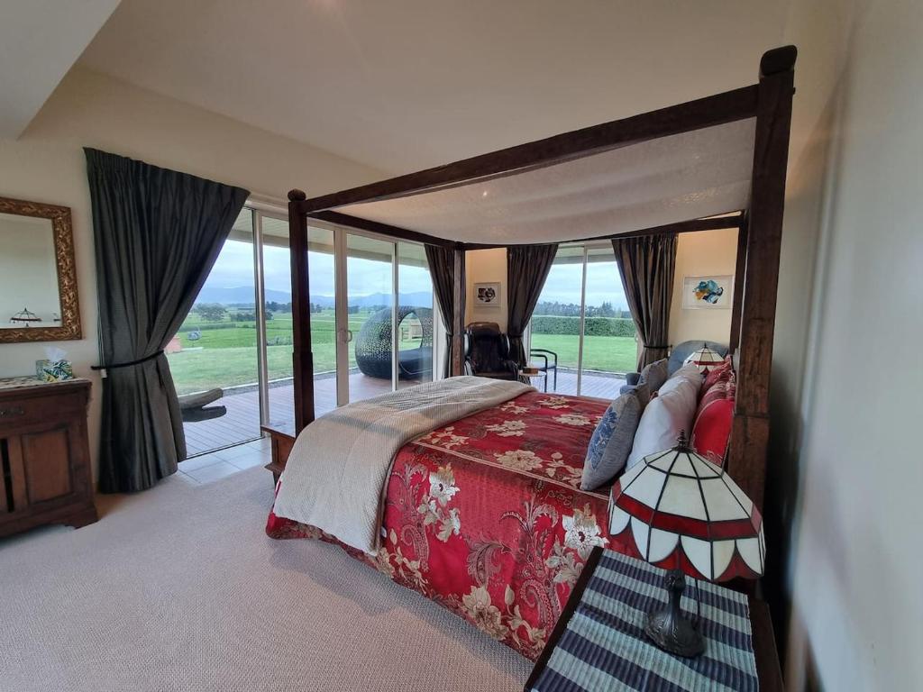 Mountainview Villa Suite in an 6-bedroom Villa - Resim 10