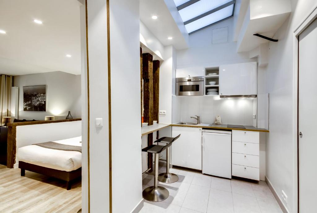 Apartments for Work in City Center - 9