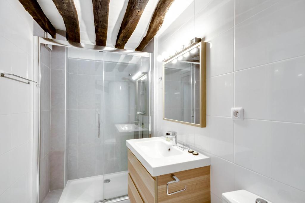 Apartments for Work in City Center - 10