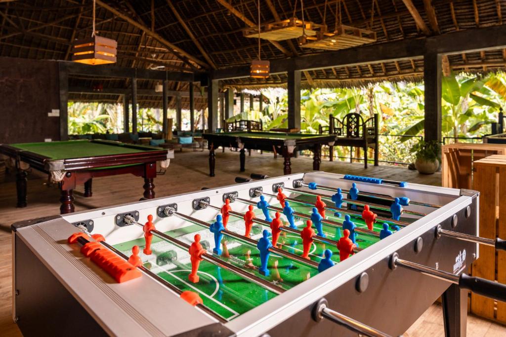 Biliár nebo kulečník v ubytování Fun Beach Hotel