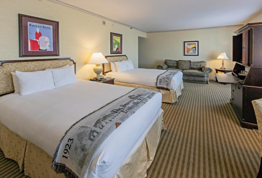 The Brown Hotel - Deluxe Doppelzimmer Mit Zwei Doppelbetten