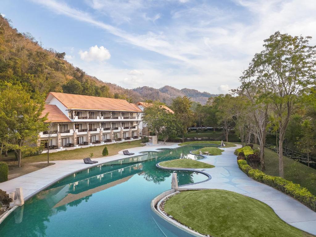 Bazén v ubytování Belle Villa Resort, Khao Yai nebo v jeho okolí