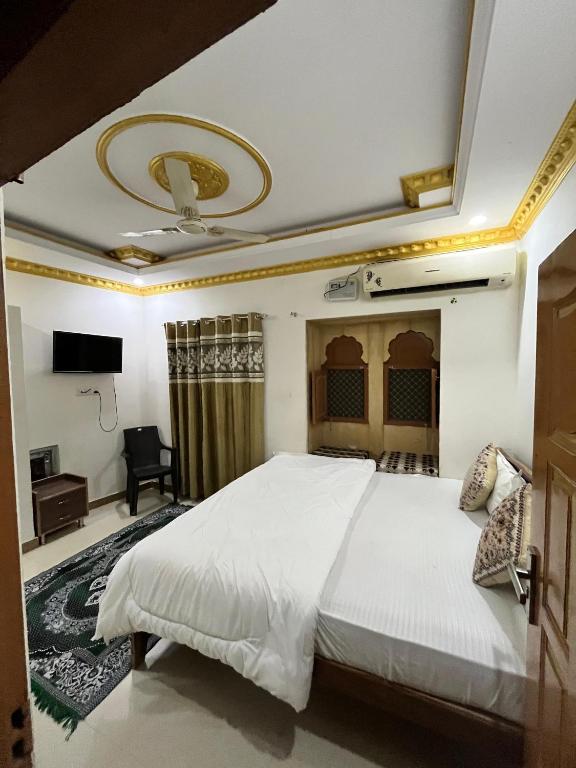Letto o letti in una camera di Hotel Darsh Safari - Fort View