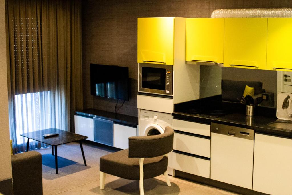BMK Suites Apartments - 