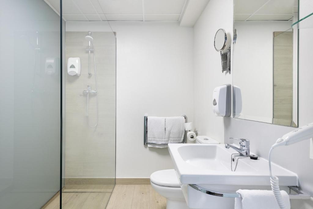 Koupelna v ubytování Aparthotel Bcn Montjuic