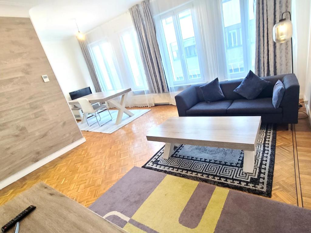 Posezení v ubytování Room For Rent in Antwerpen