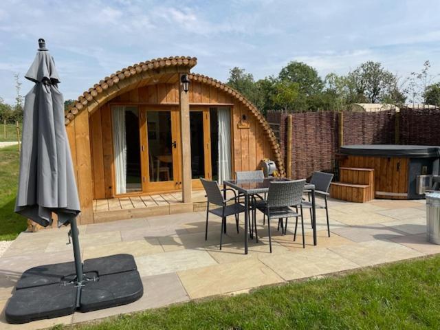Patio nebo venkovní prostory v ubytování Wimbish Hall Cabins