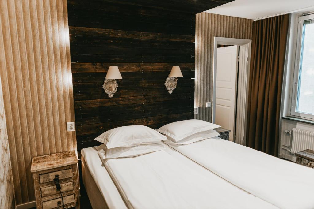 
Extra Comfort Family Room
