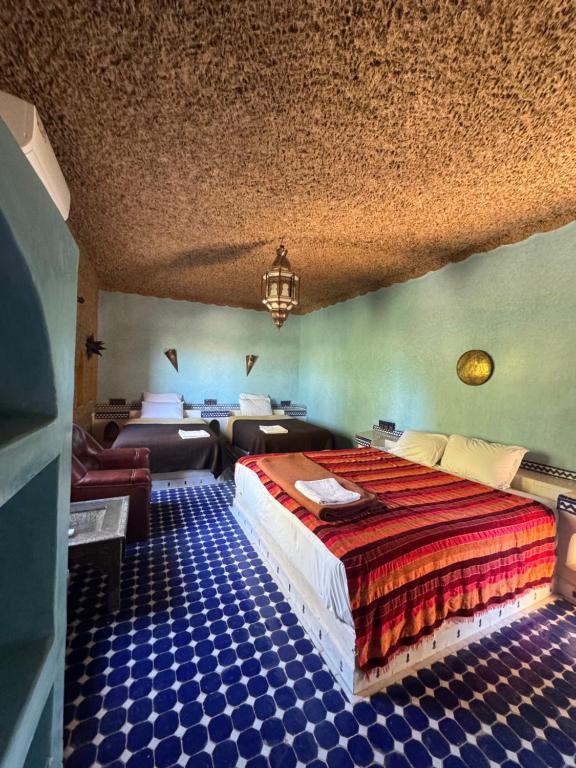 AUBERGE KSAR MERZOUGA - Chambre Quadruple Confort