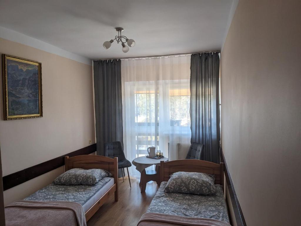 Dom wczasowy Przy Skałkach - Habitación Doble Con Vistas A La Montaña