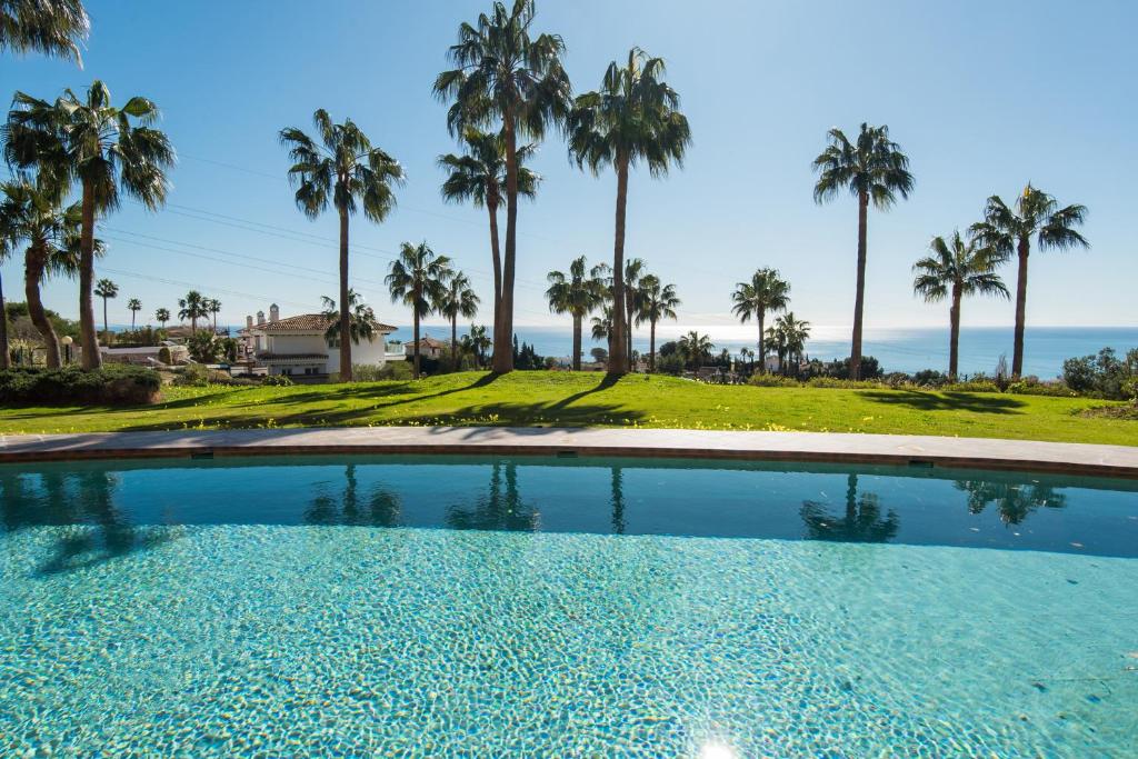 HIGUERON Luxury Resort Apartment
