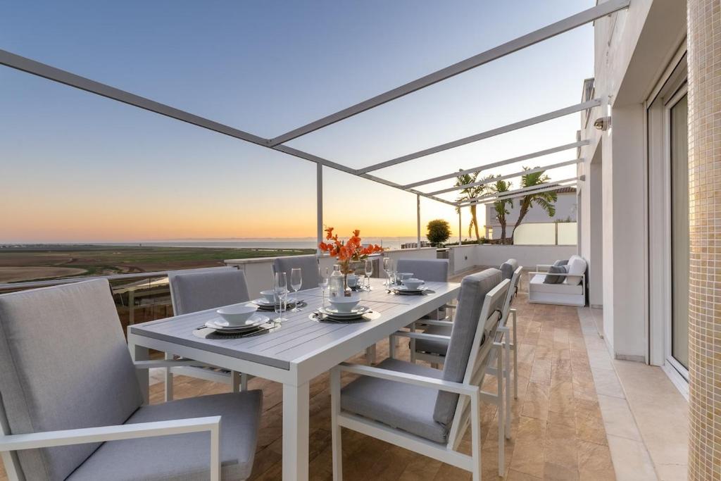 La Terraza Río & Mar - Sea View & Pool