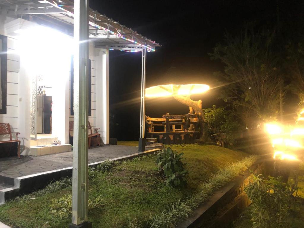 Zahrada ubytování Rhabdia Villa Kota Bunga