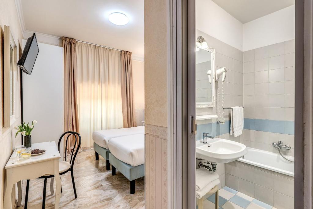 Koupelna v ubytování Hotel Orazia