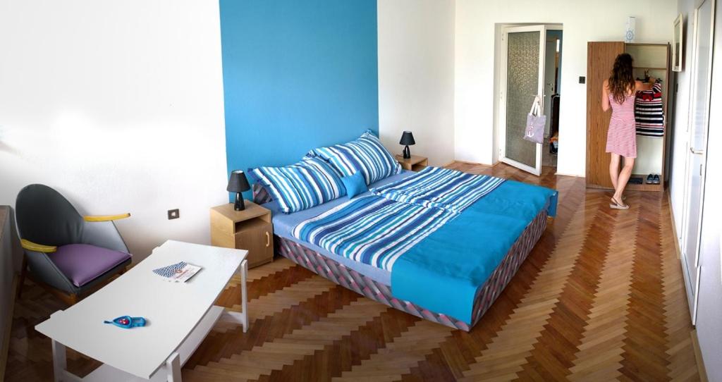 Boathouse Balatonlelle with Sauna - Three-Bedroom Deluxe Apartment