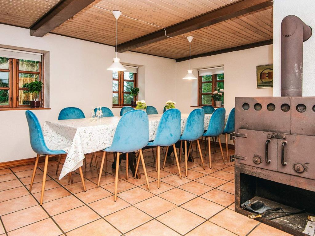 Posezení v ubytování 14 person holiday home in Ørsted-By Traum