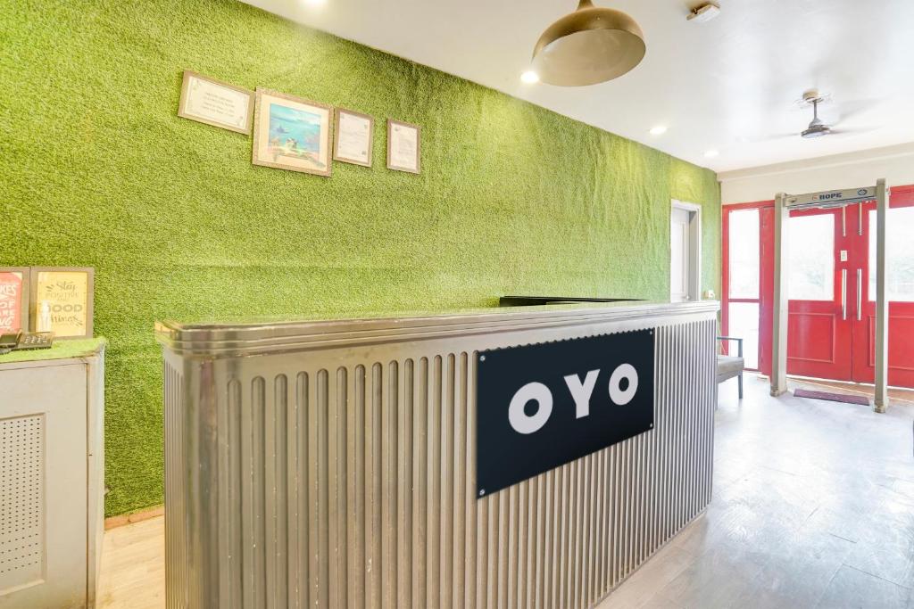 Certifikát, hodnocení, plakát nebo jiný dokument vystavený v ubytování Super Hotel O Britania Chowk