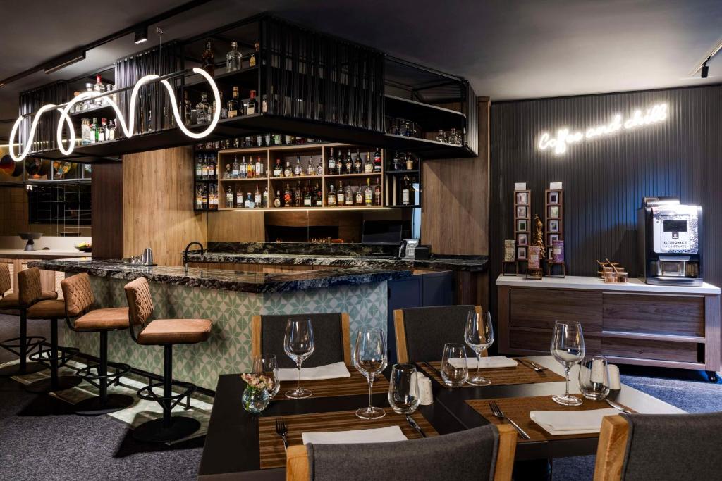 Nápoje v ubytování Avani Royal Zona T Bogotá Hotel (previously NH Bogotá Boheme Royal)