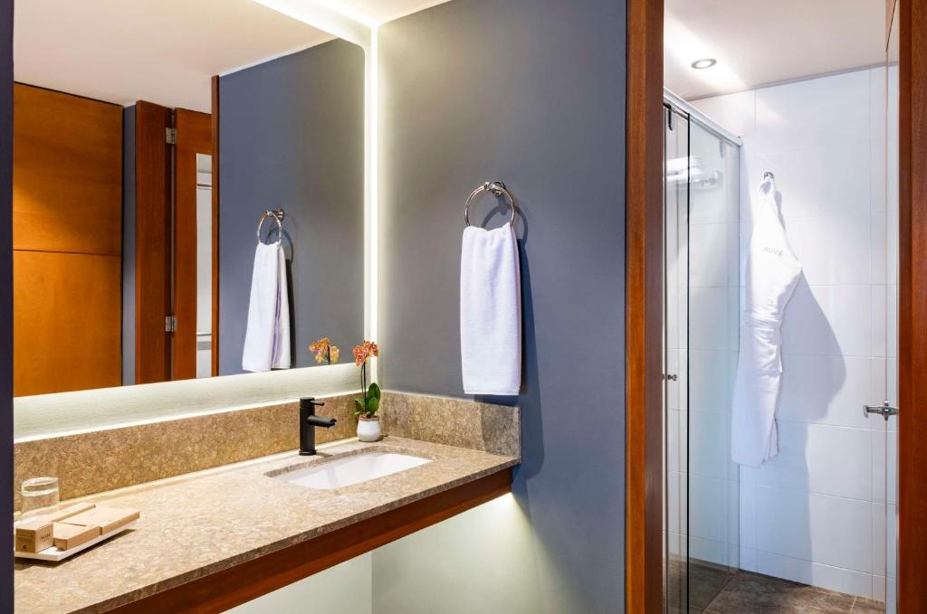 Koupelna v ubytování Avani Royal Zona T Bogotá Hotel (previously NH Bogotá Boheme Royal)