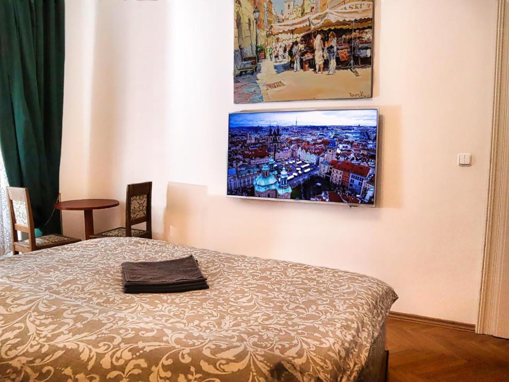 Room & Parking Assistance - 14