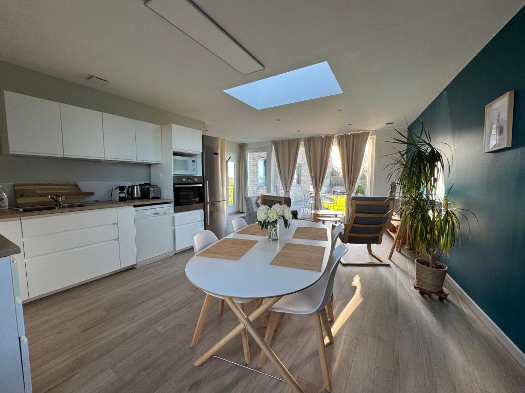 Kuchyň nebo kuchyňský kout v ubytování Gite O'Calme - 1 chambre - Terrasse