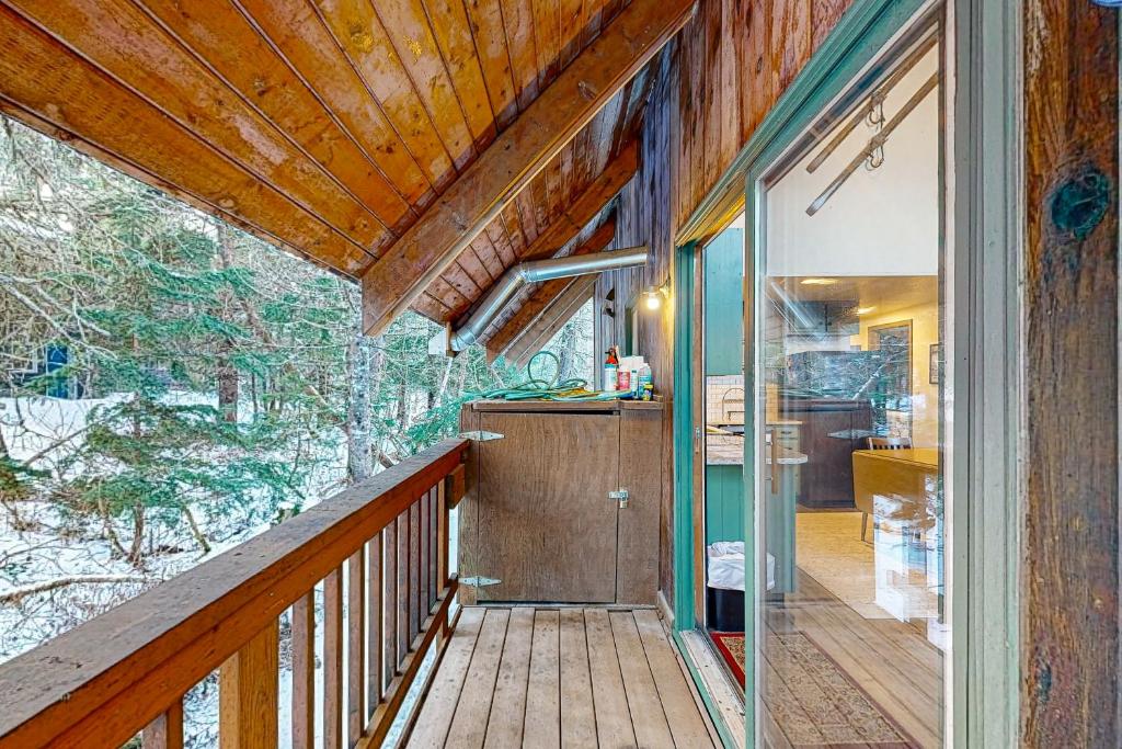 Balkón nebo terasa v ubytování Kelly's Chalet