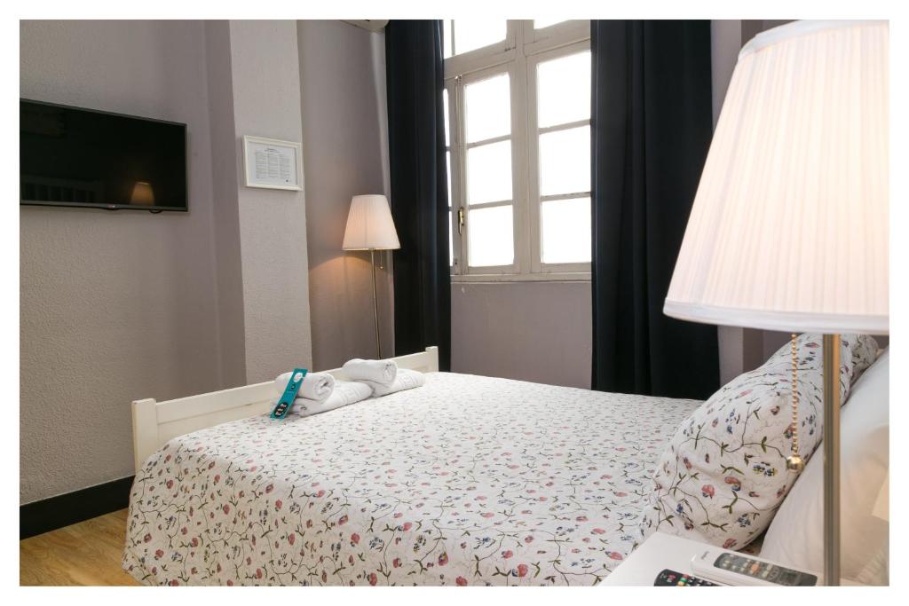 Hi Valencia Canovas - Resim 21