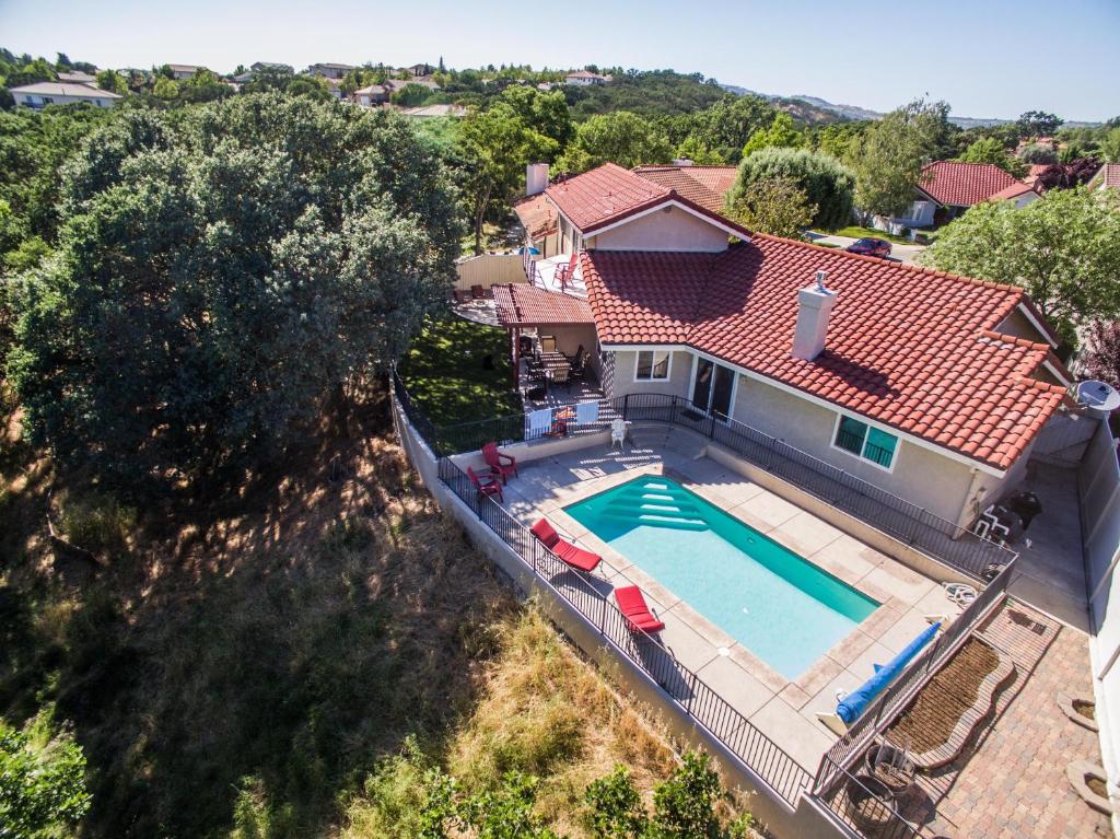 an overhead view of a house with a swimming pool at Candlewood Creek in Paso Robles